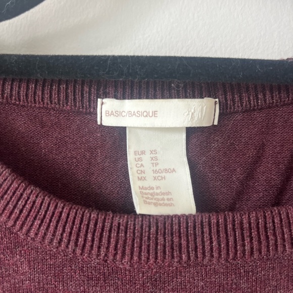 H&M burgundy sweater - Picture 2 of 2